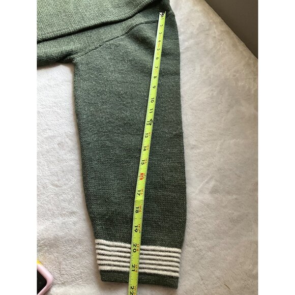 VTG Roger Sz Large Olive Green Cardigan Sweater wool blend Novelty Cows Goats - Picture 7 of 10